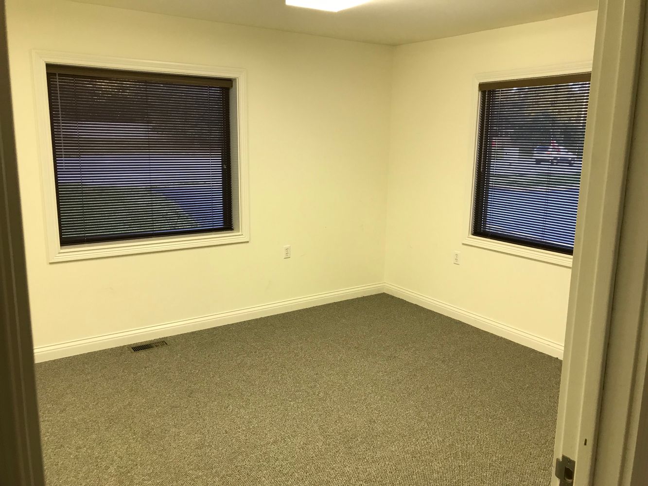 355 N Main St, Springboro, OH 45066